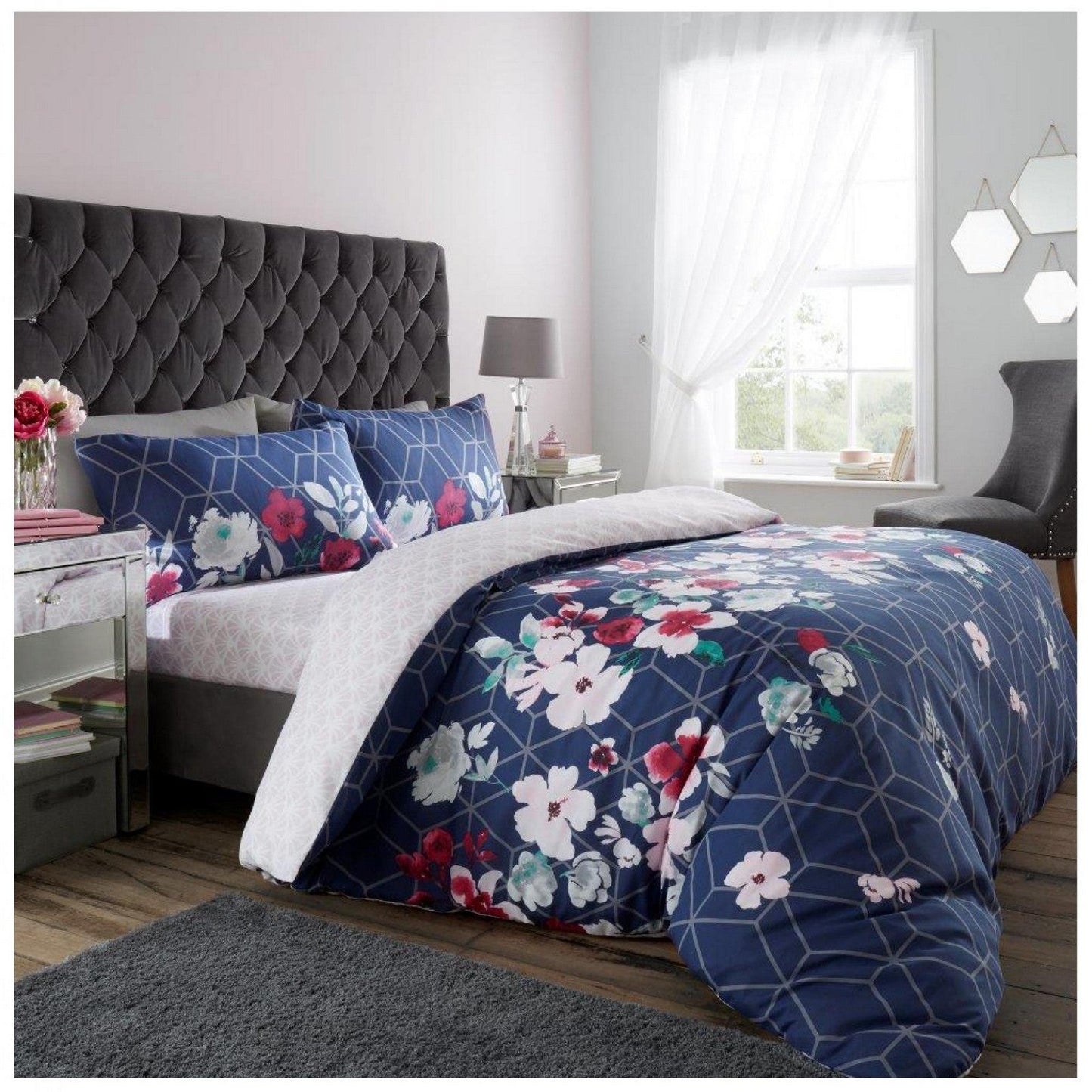 Livia Duvet Set