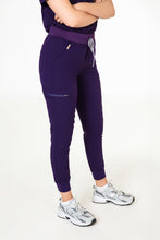 Load image into Gallery viewer, Akari 10 Pocket Jogger Scrub Pants Womens