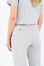 Load image into Gallery viewer, Yugen Womens Jogger Scrub pants
