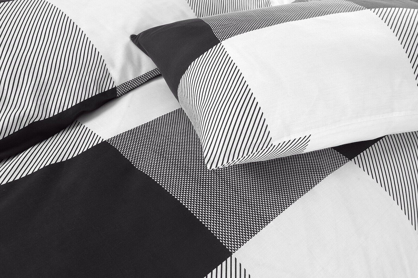 Black & White Checked Duvet Set