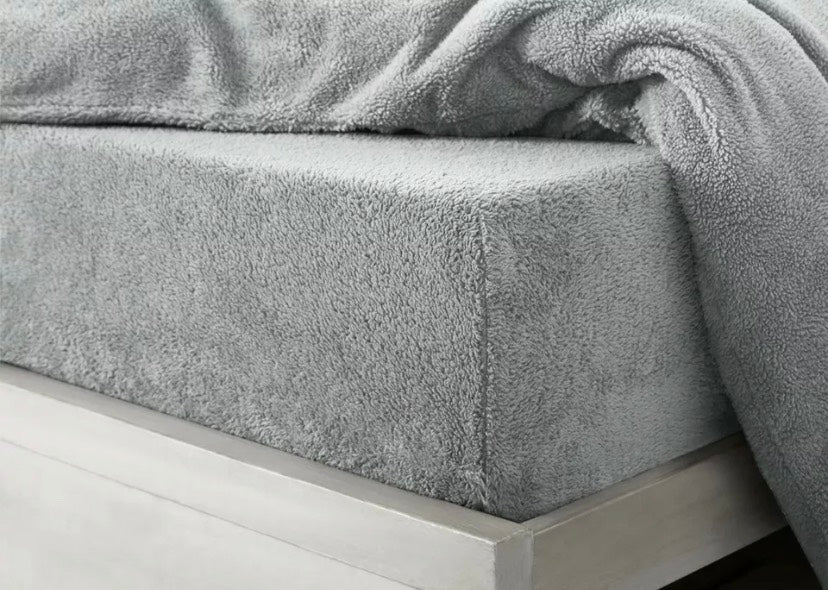 Teddy Fleece Fitted Sheet 30 cm Depth 15 Colours