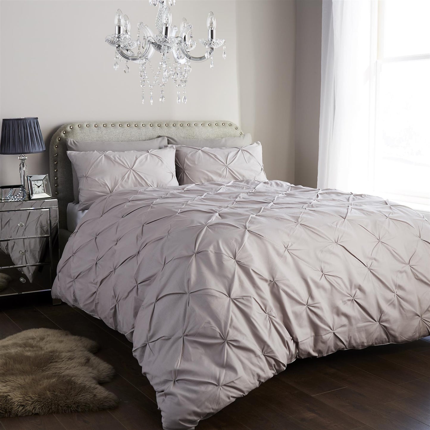 Pintuck Duvet Set
