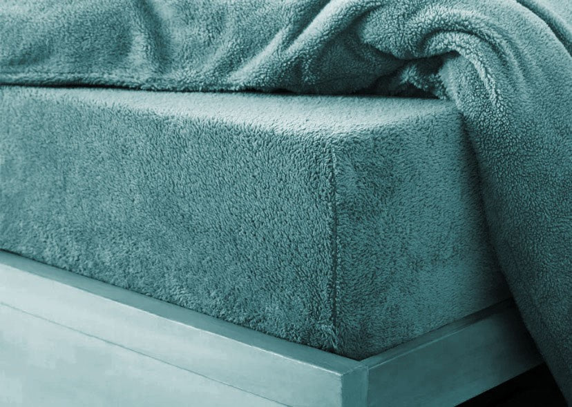 Teddy Fleece Fitted Sheet 30 cm Depth 15 Colours