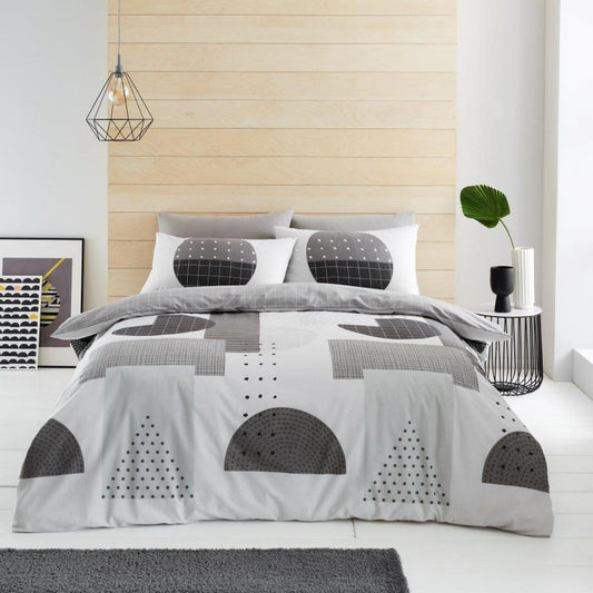 Lark Printed Duvet Set