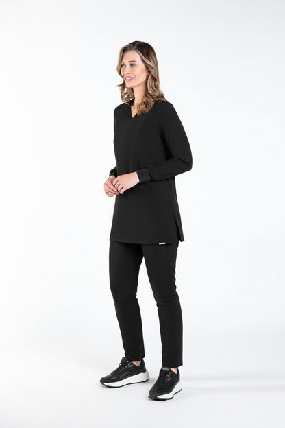 Cosa Women's Long Sleeves V Neck Top