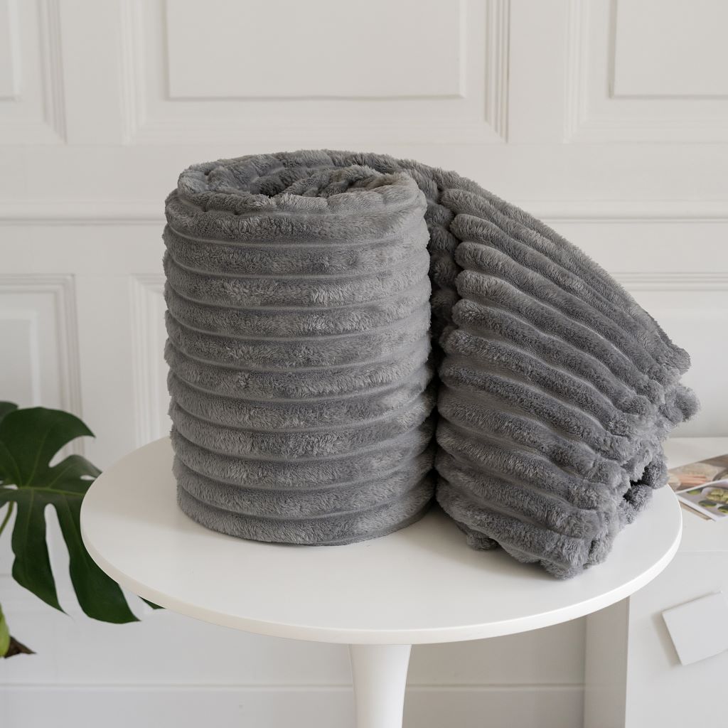 Chunky Cord Throw 10 Colours 2 Sizes