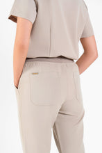 Load image into Gallery viewer, Yugen Womens Jogger Scrub pants
