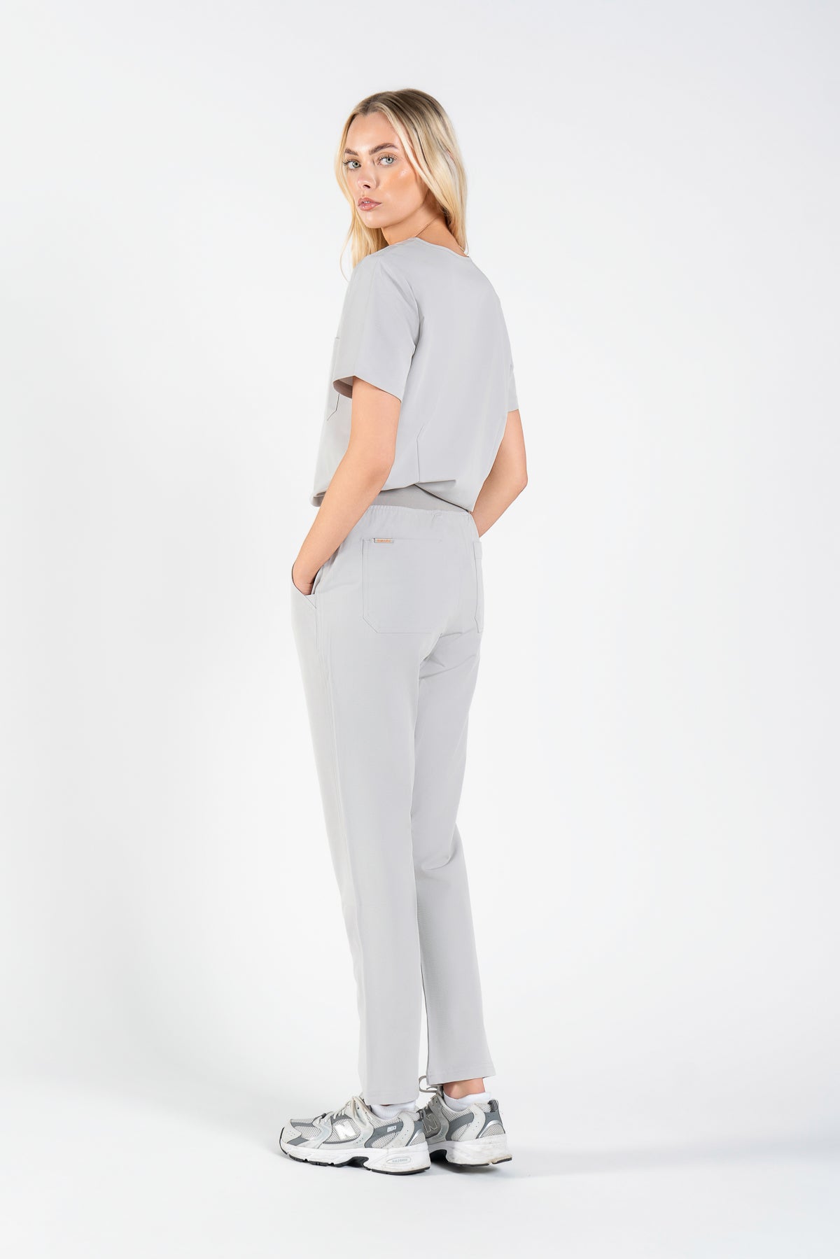 Kaizen top and Kanso pant Women