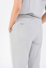 Load image into Gallery viewer, Kanso Womens Straight Scrub pants
