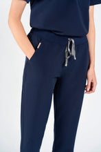 Load image into Gallery viewer, Kanso Womens Straight Scrub pants
