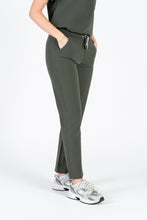 Load image into Gallery viewer, Kanso Womens Straight Scrub pants
