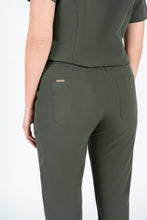 Load image into Gallery viewer, Kanso Womens Straight Scrub pants
