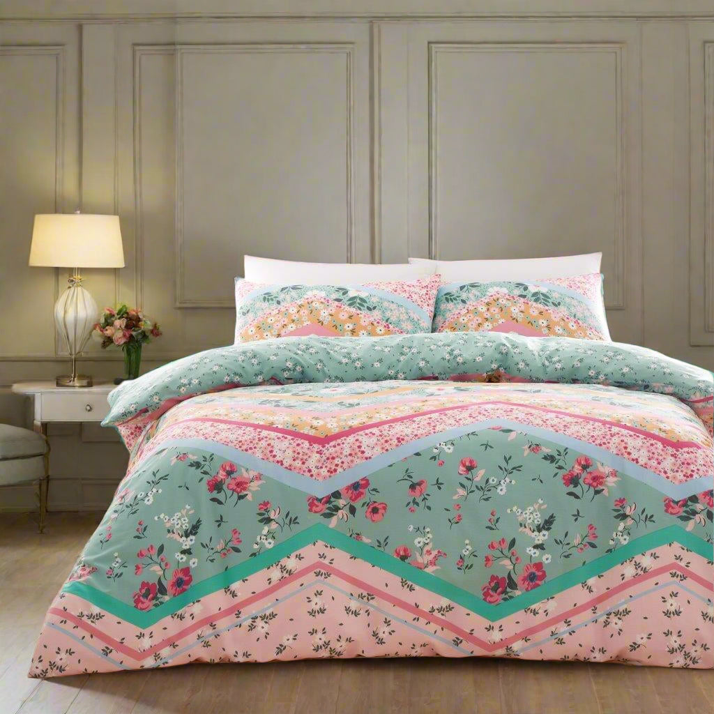 Lillian Reversible Duvet Set