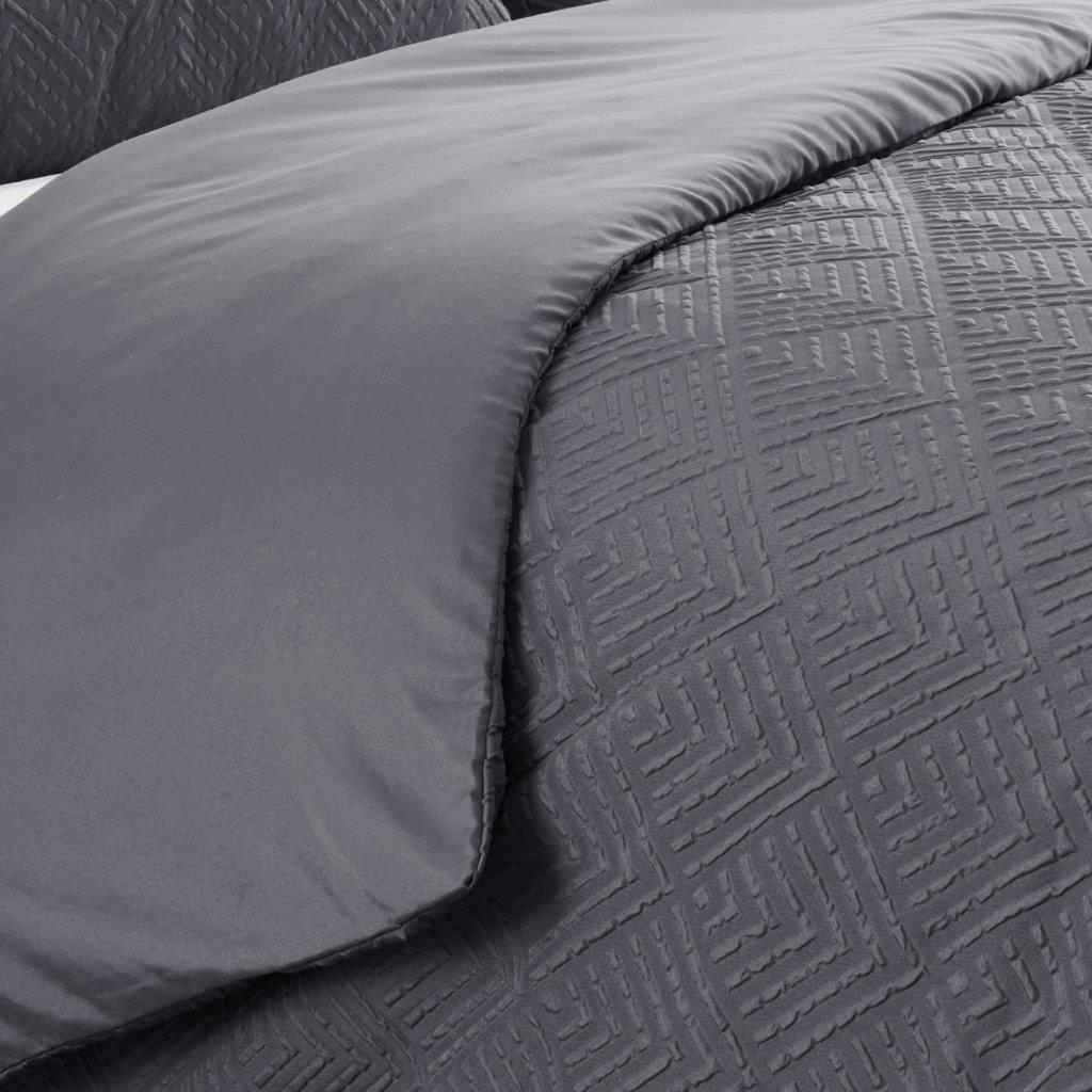 3D Embossed Triangle Patterned Duvet Set 5 Colours