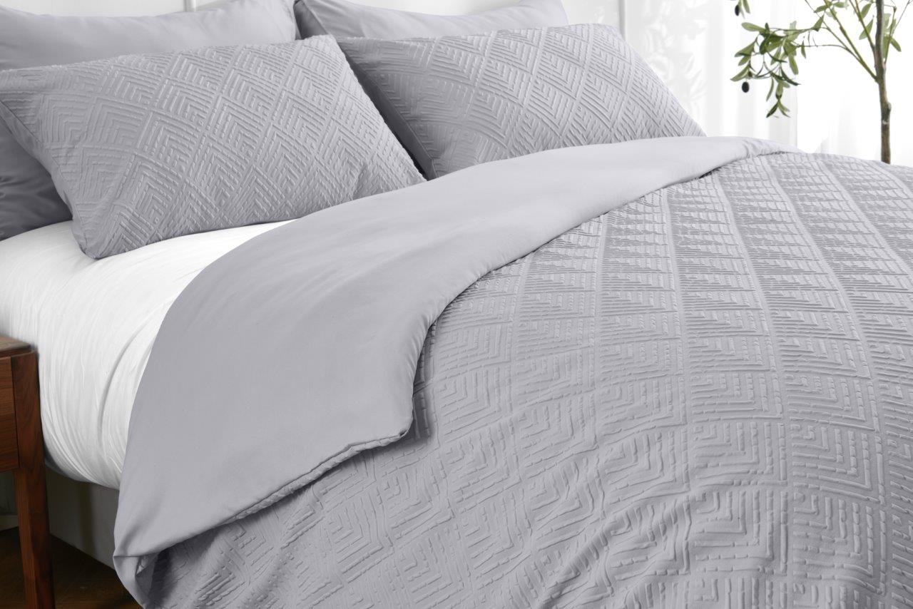 3D Embossed Triangle Patterned Duvet Set 5 Colours