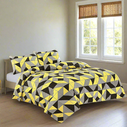 Black & Yellow Geometric Patterned Duvet Set