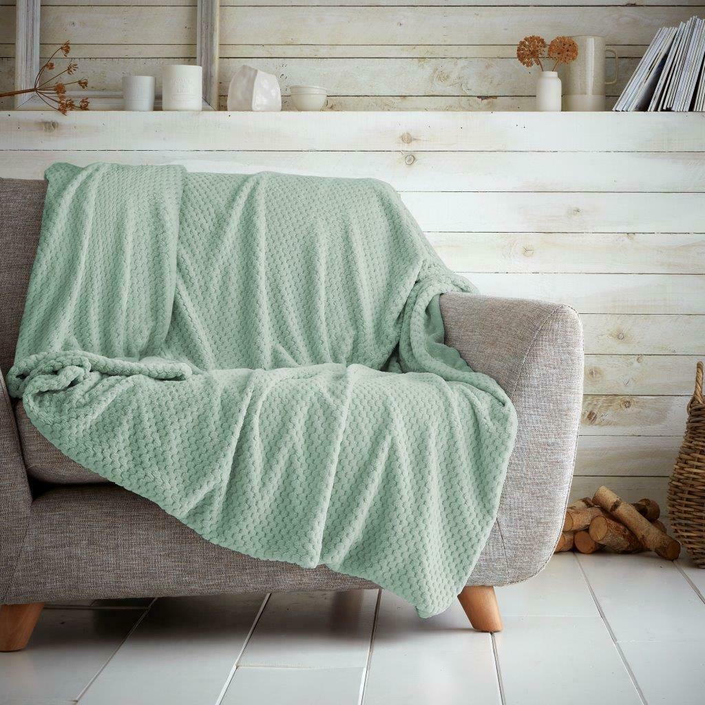 Luxury Comb Throw 18 Colours