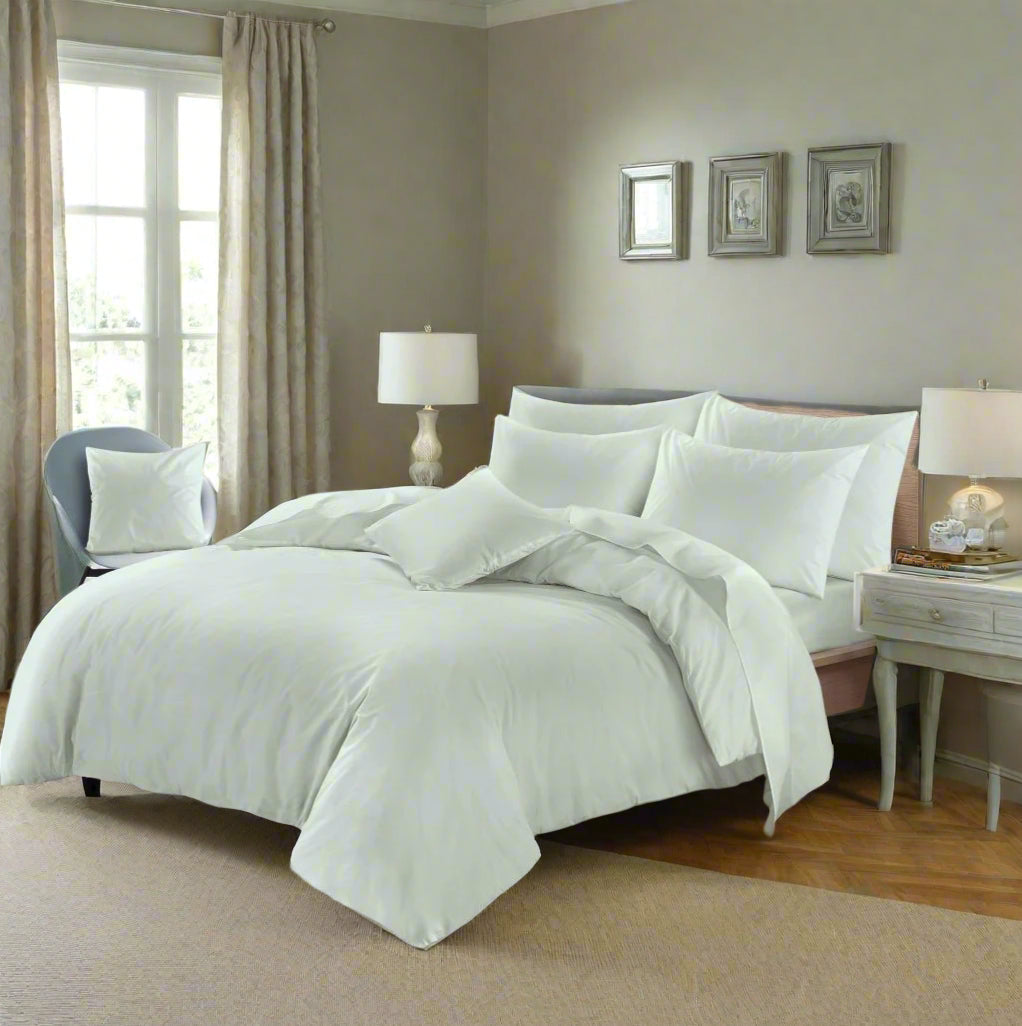 Soft Touch Luxury Microfibre Duvet Set 8 Colours – Home & Bath