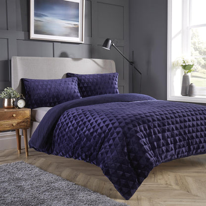 Geometric Reversible Teddy Duvet Set