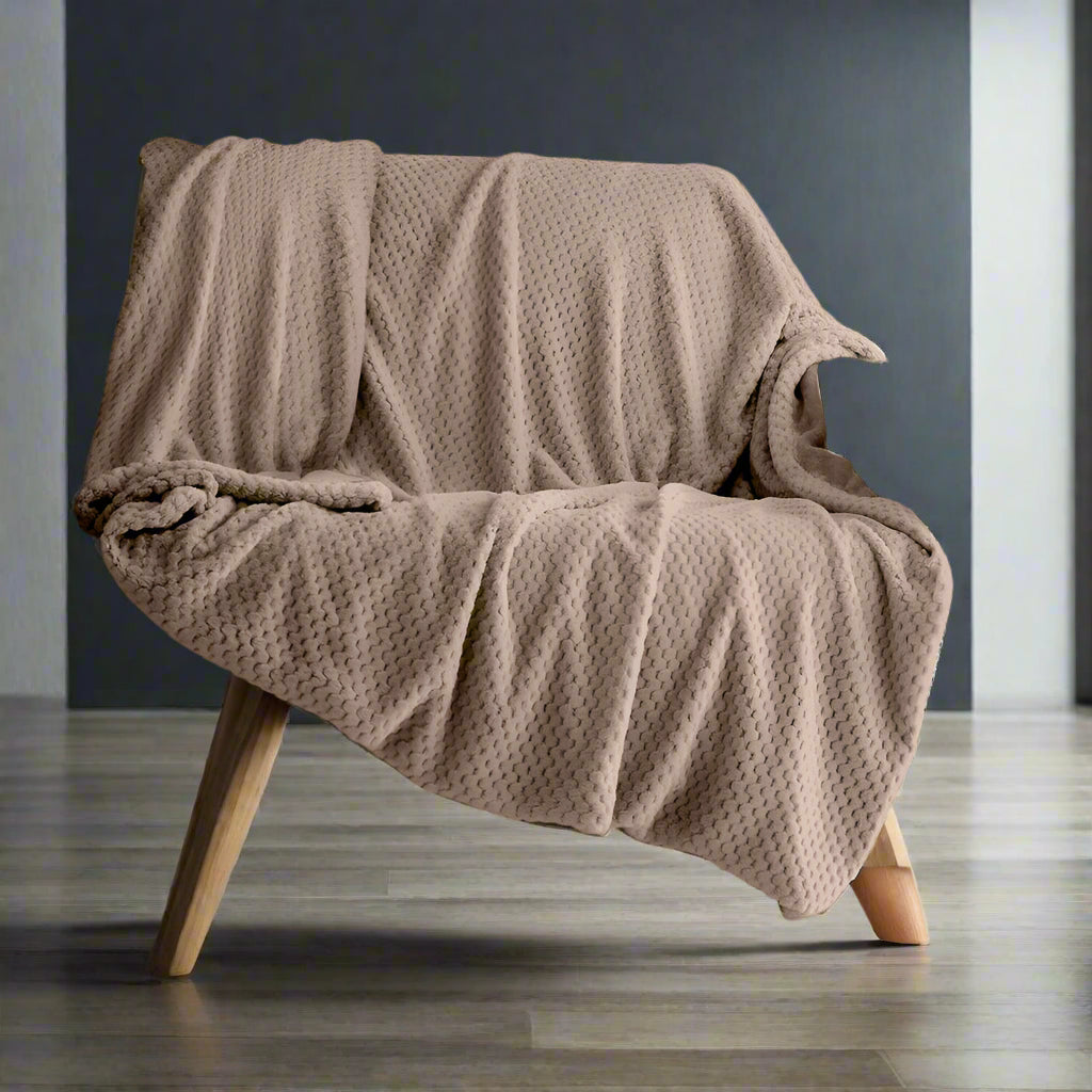 Luxury Comb Throw 18 Colours