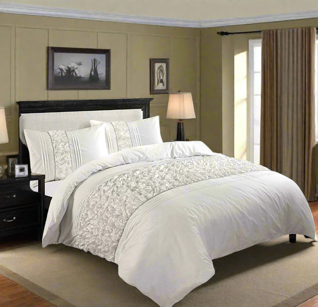 Ruffled Diamond Lace Duvet Set 3 Colours