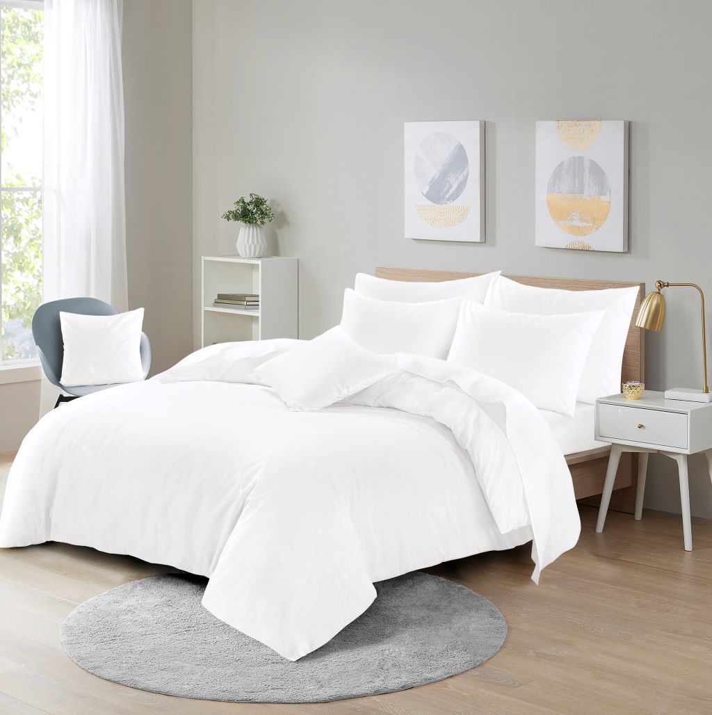 Soft Touch Luxury Microfibre Duvet Set 8 Colours – Home & Bath